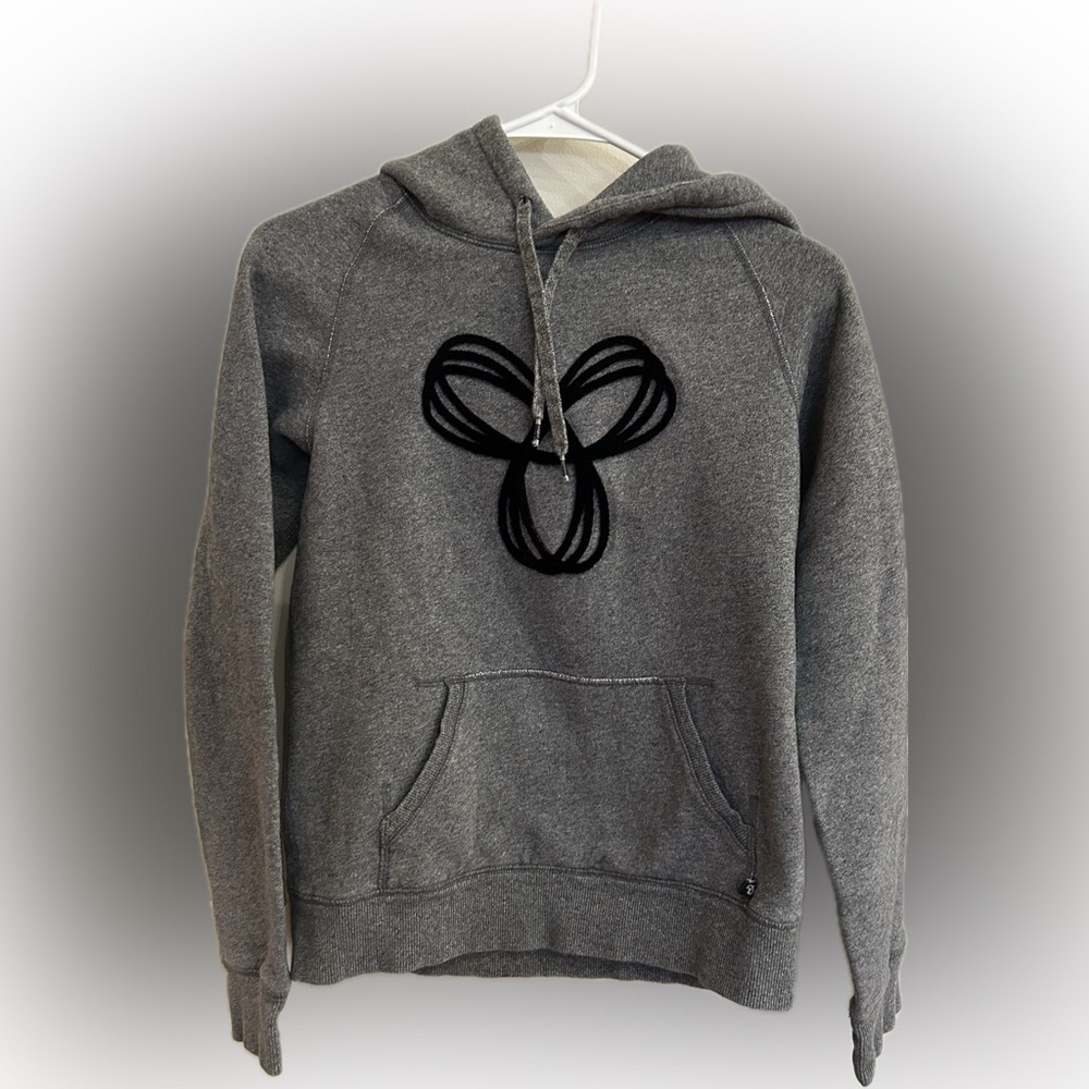 TNA Aritzia Sweatshirt Size Small Grey Purple Women’s Felt Logo Hoodie